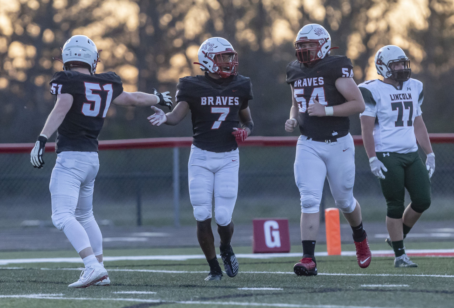 MTZ Lincoln football gallery 18 040921.JPG